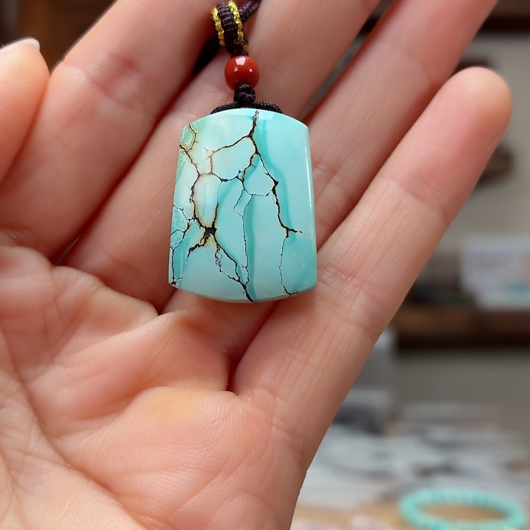 未镶嵌绿松石珠宝奇石