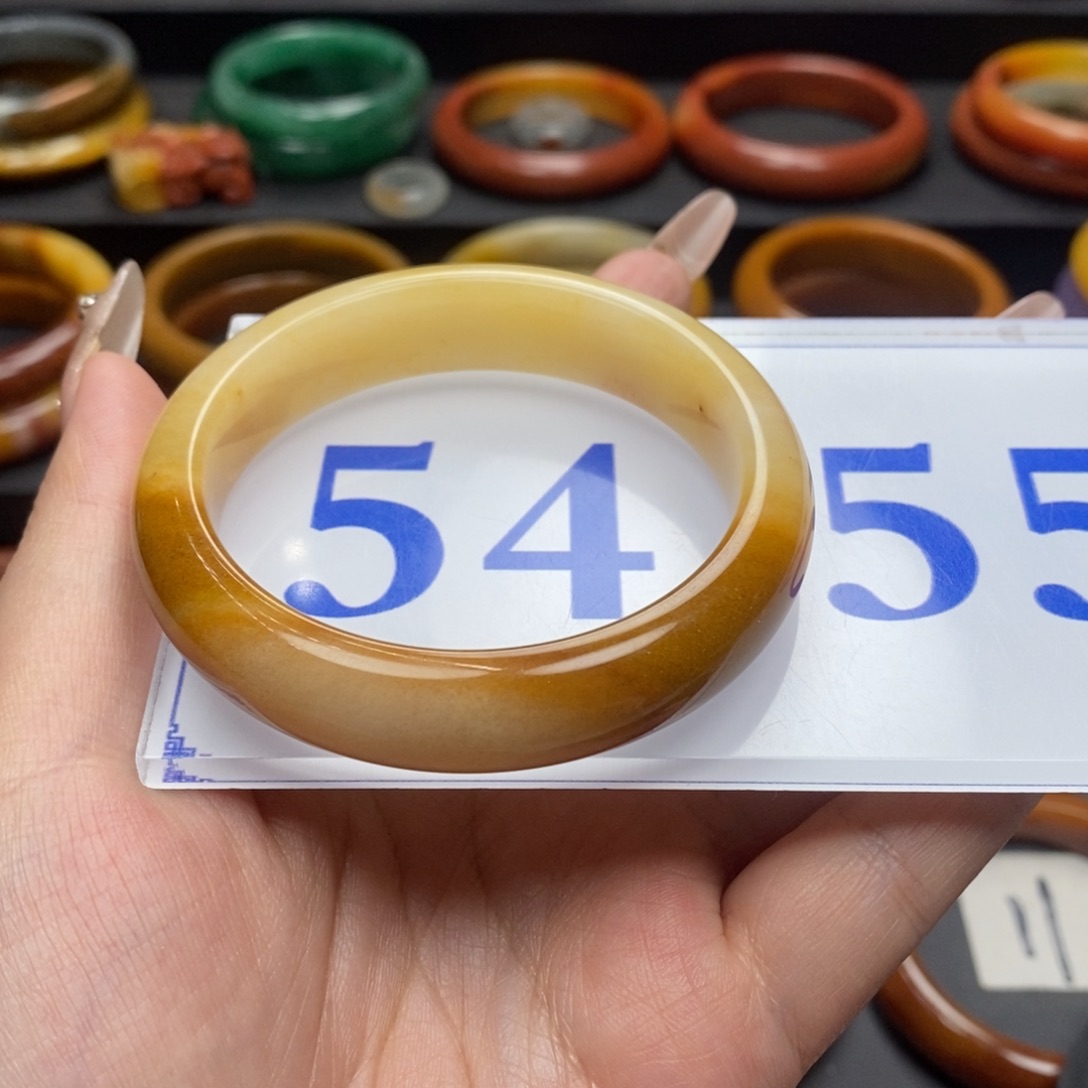 石英质玉（黄龙玉）手镯未镶嵌