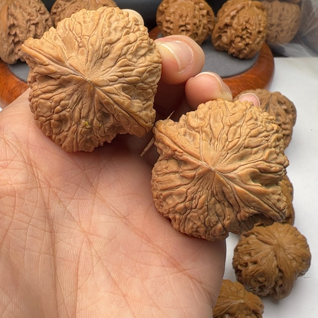 文玩核桃吊坠41泥鳅背