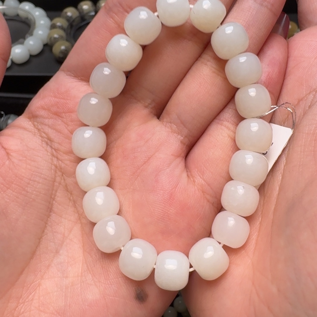 和田玉手链未镶嵌