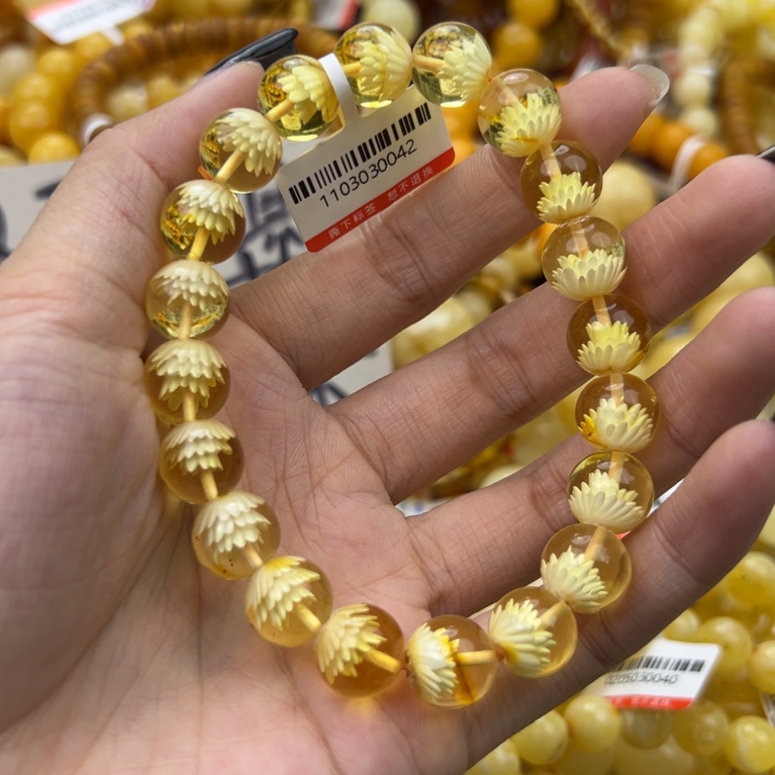 琥珀珠宝奇石未镶嵌