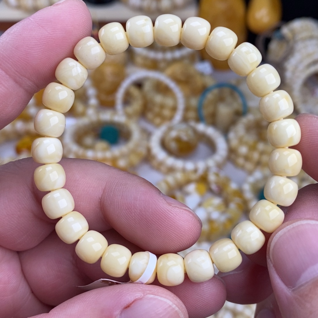 手链蜜蜡未镶嵌瓷白满白7.9mm