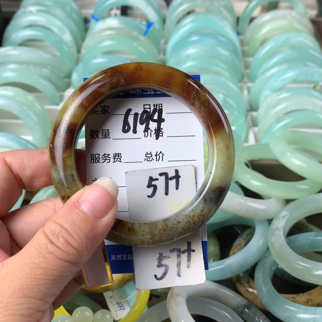 蛇纹石玉手镯未镶嵌6194