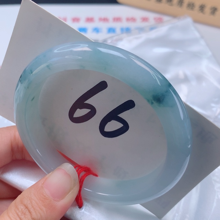 翡翠手镯未镶嵌高货微瑕