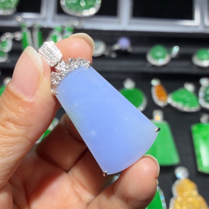 翡翠18K金镶嵌吊坠(不含链)翡翠