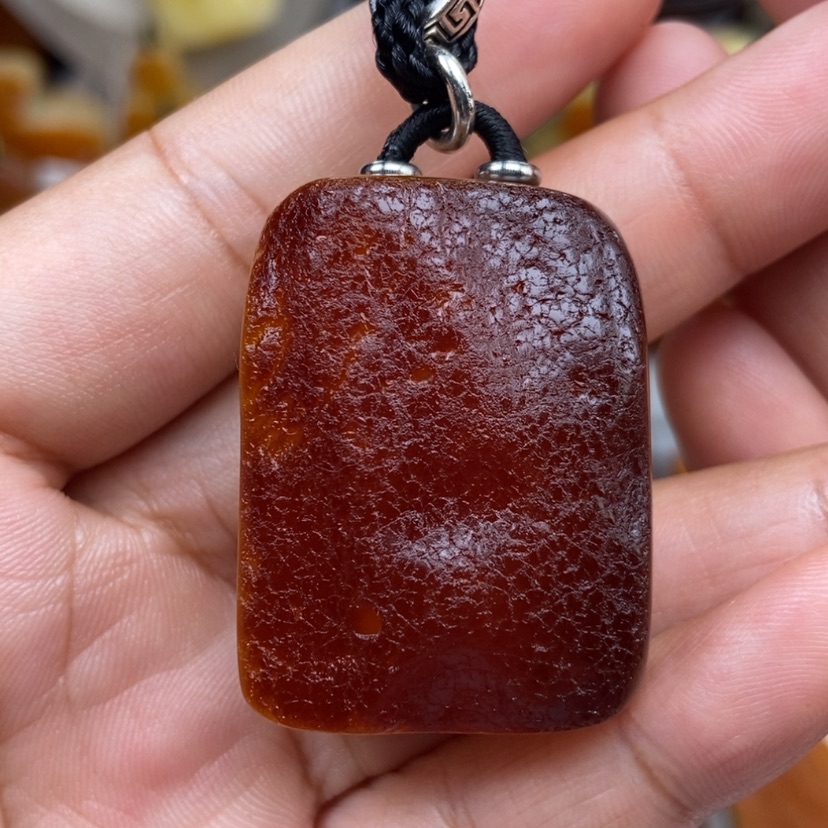 【闪购商品】琥珀颈饰未镶嵌