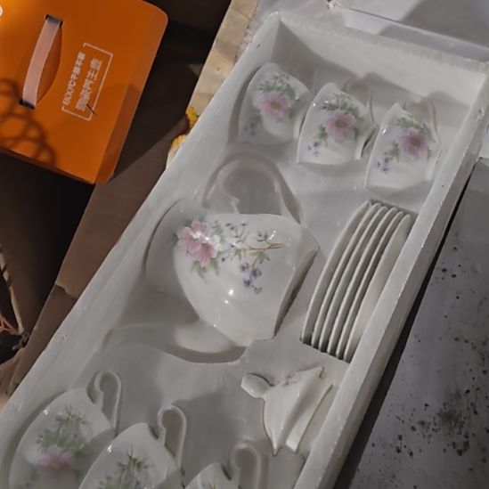 桥***树茶盏陶瓷盘子碗啥都有