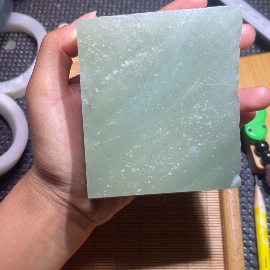 未镶嵌和田玉车挂