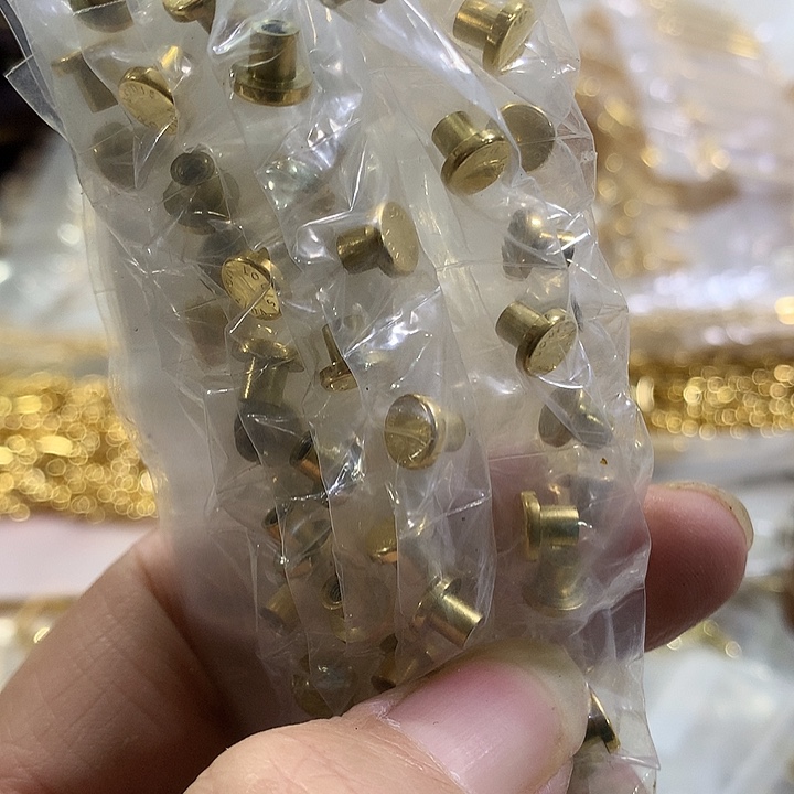 无纺布驴家平面0.7上螺丝钉10个