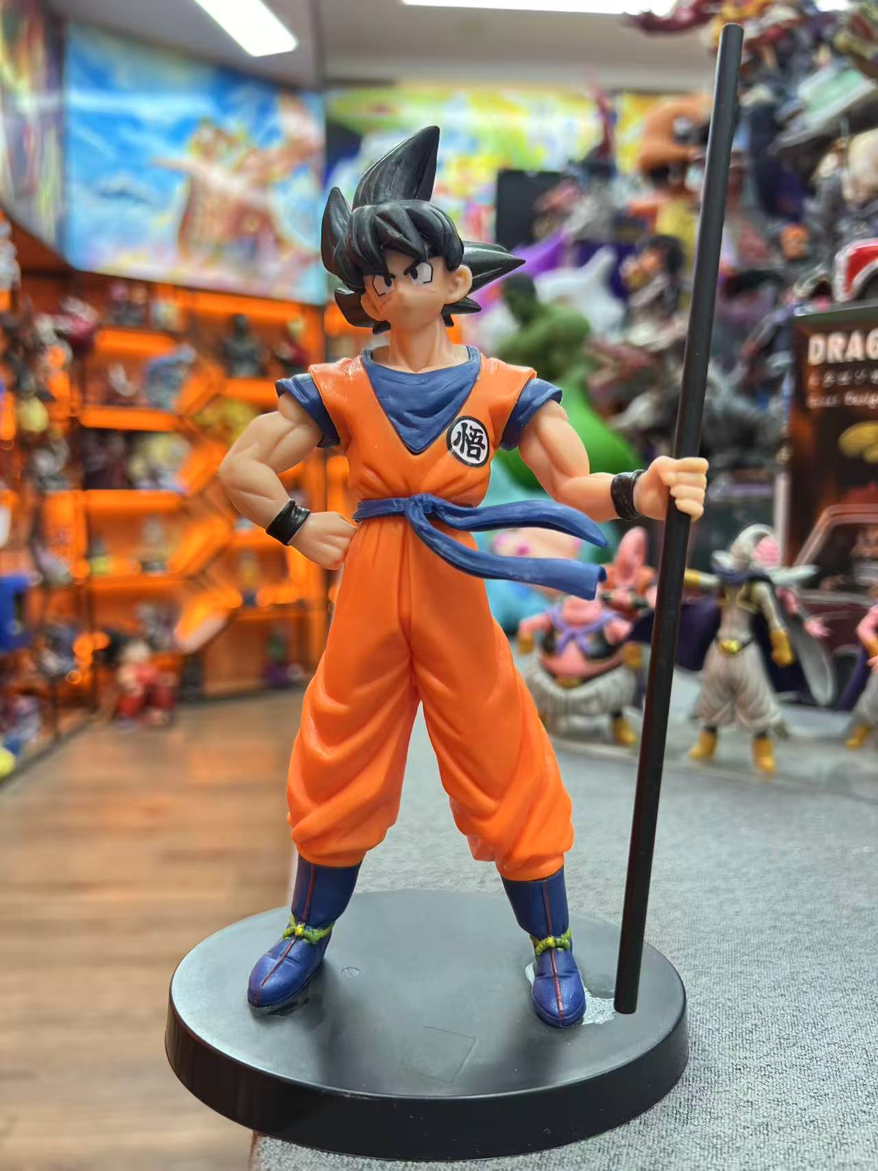 （现货）七龙珠 高约20cm 拿棍悟空手办红棍悟空加黑棍 模玩摆件