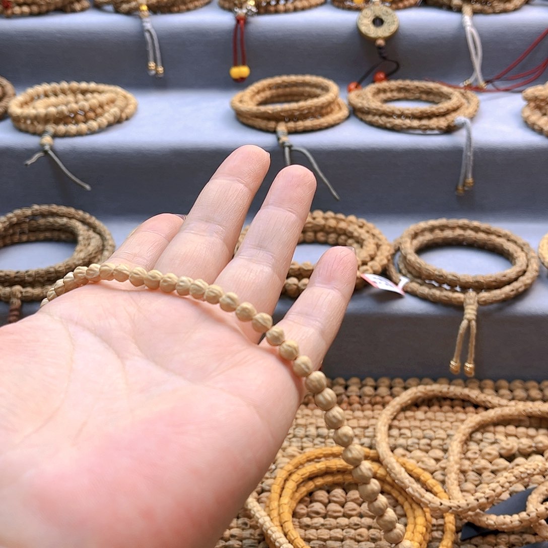 柏香籽/百香籽吊坠是**呀