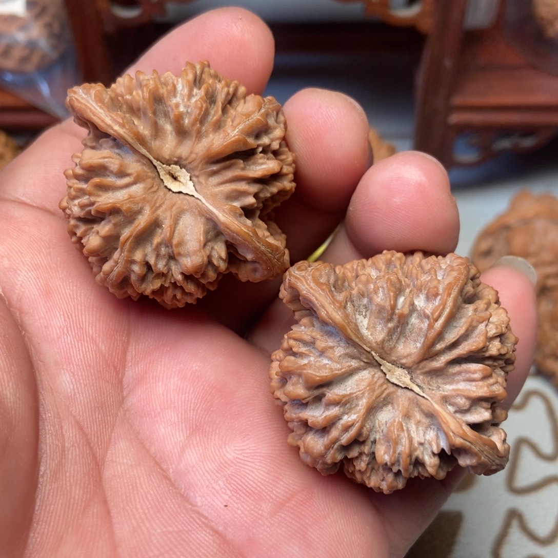 沈***人核桃全品满天星45