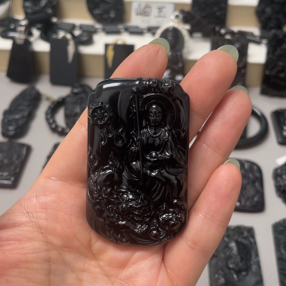 禅***风蛇纹石玉未镶嵌吊坠