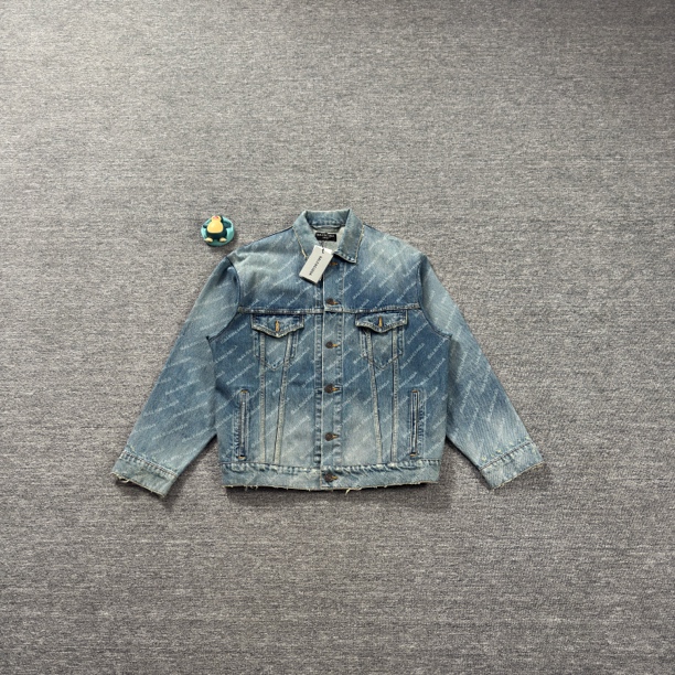 未使用 Balenciaga/巴黎世家 满印蓝色牛仔外套/XS码