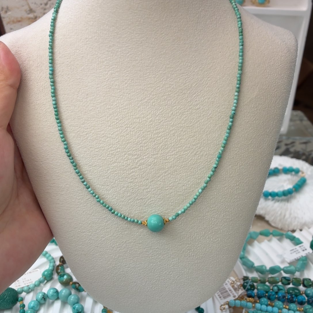 18K金镶嵌绿松石项链