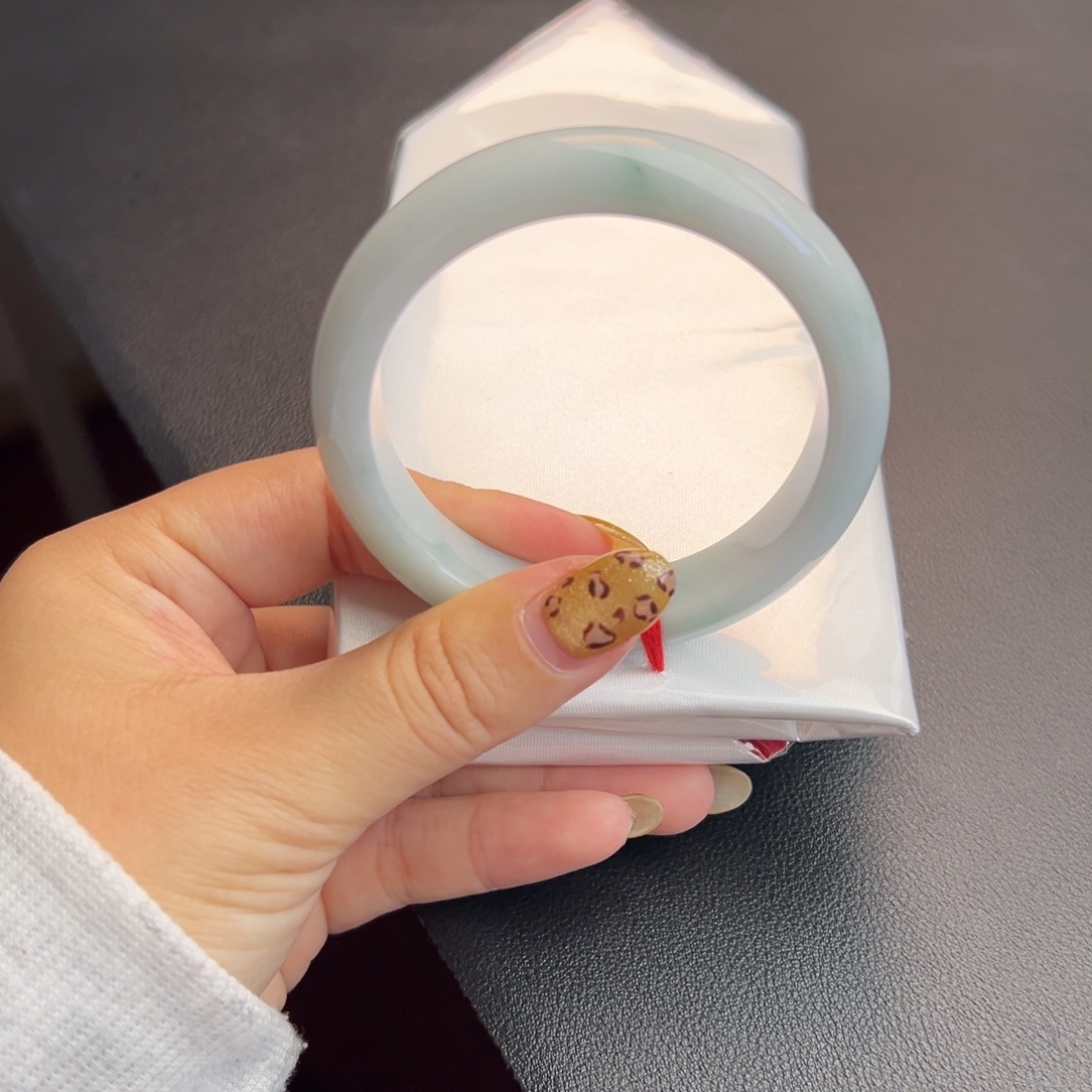 翡翠未镶嵌手镯54