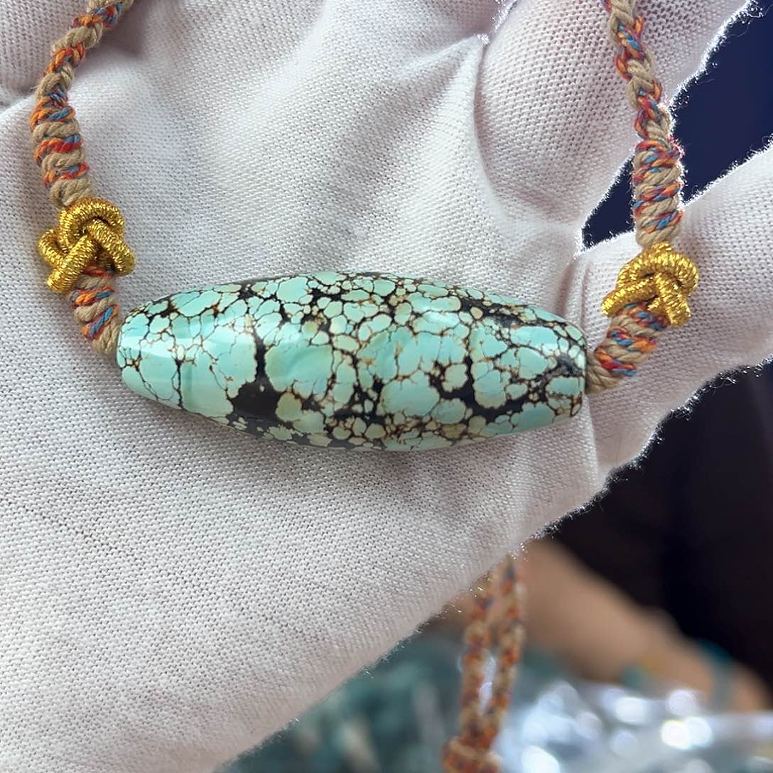 绿松石珠宝奇石18K金镶嵌