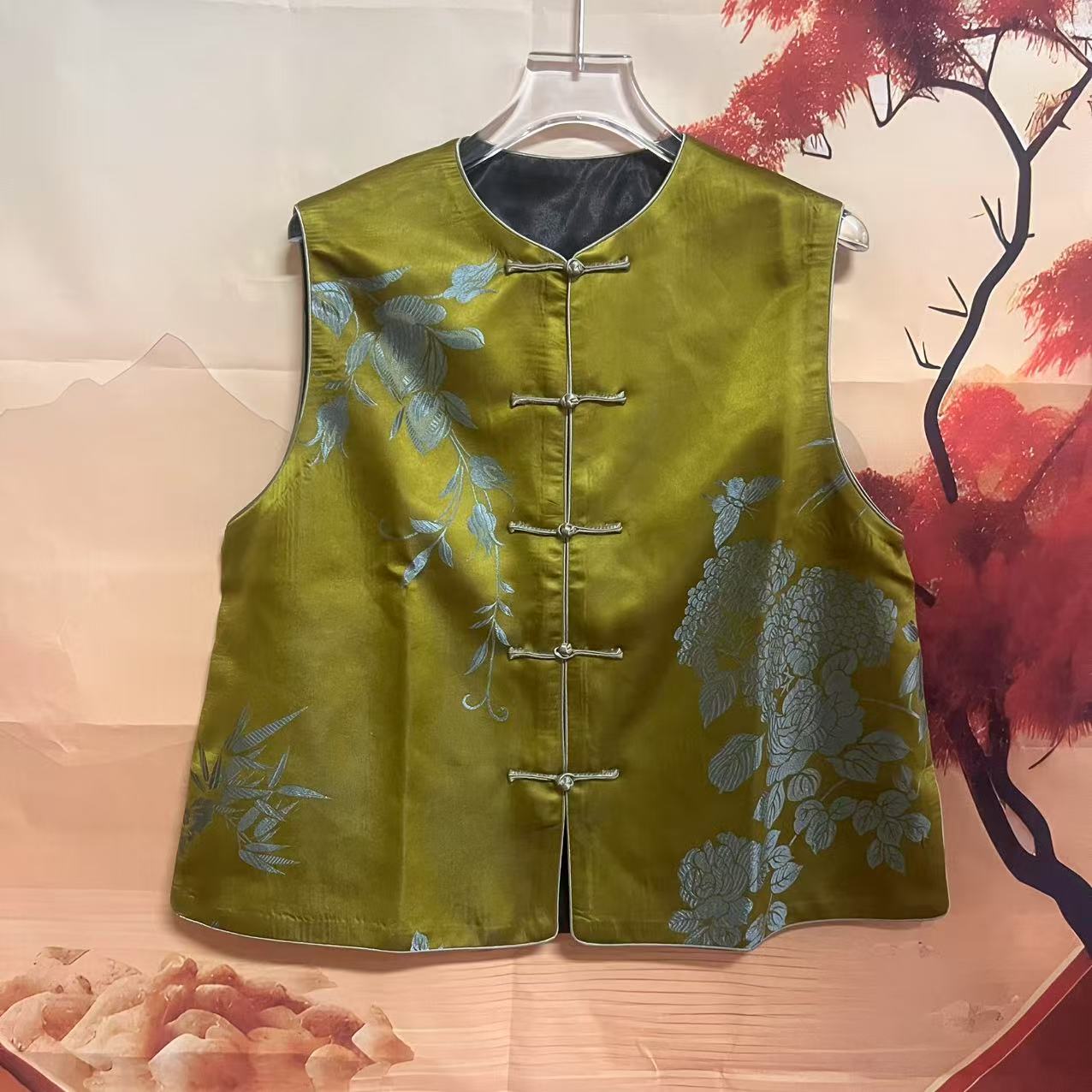 【老软缎马甲】特价老软缎马甲（老软缎有岁月痕迹介意勿拍）