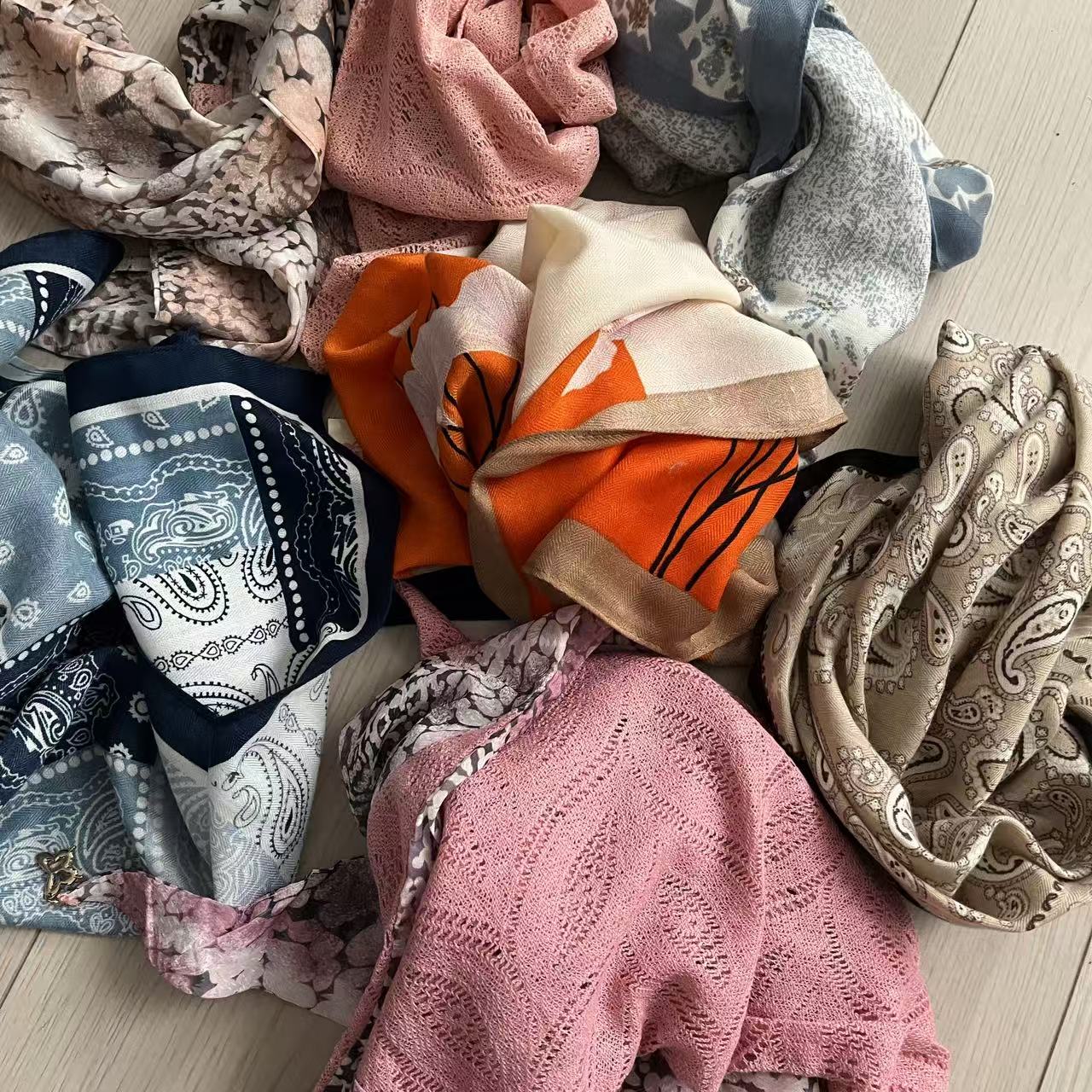 百搭围巾颜色随机发