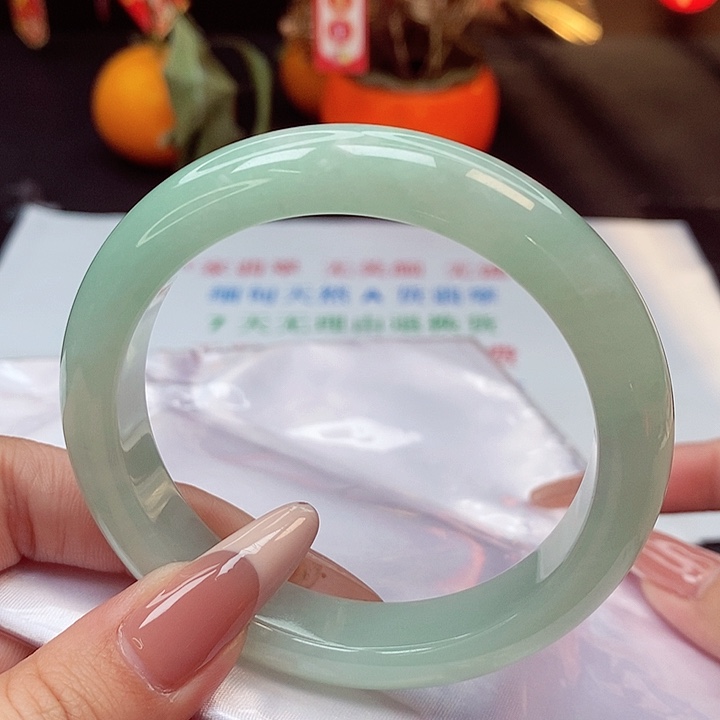 翡翠手镯未镶嵌57.7圈