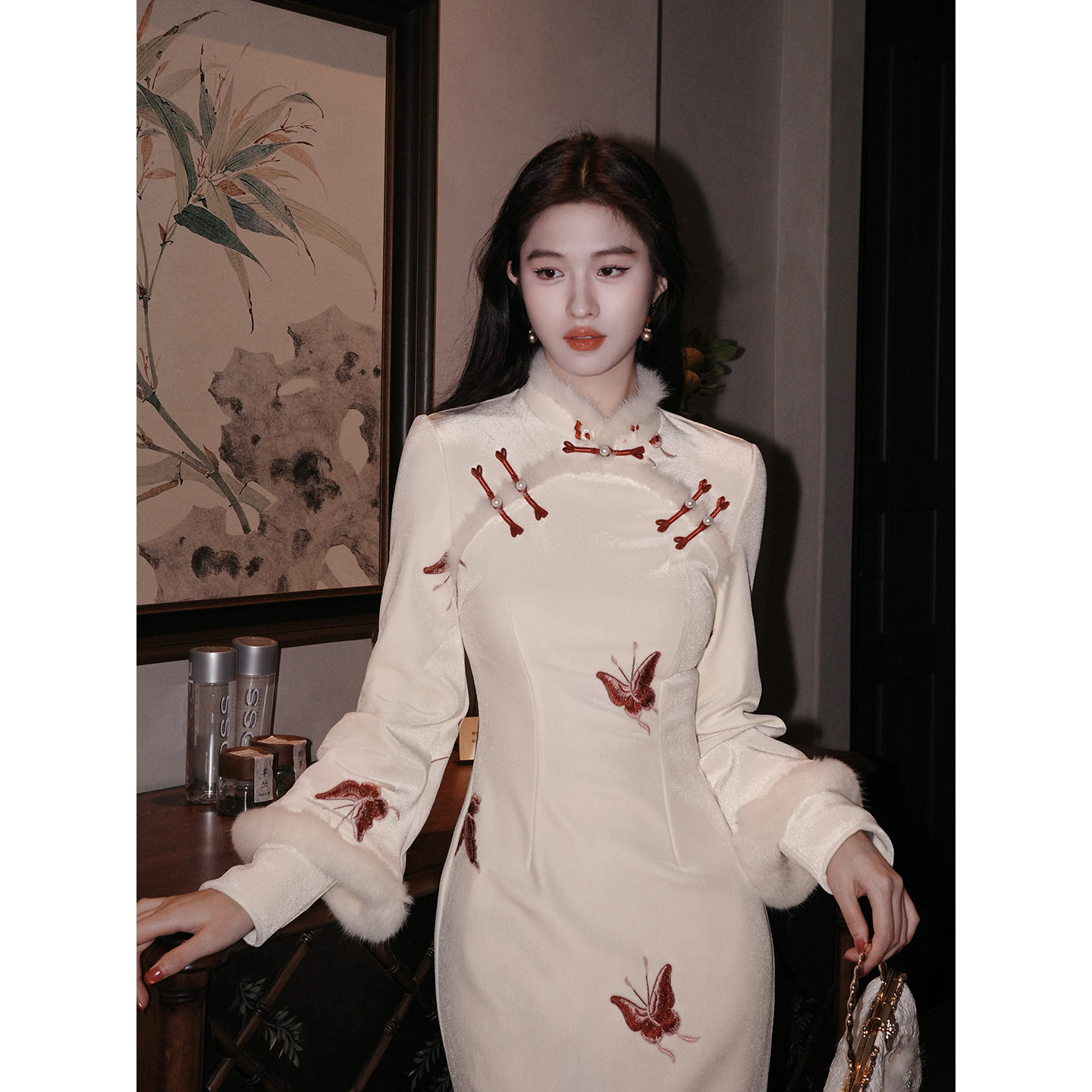 凌茜恣禾【云茜蝶】新中式雪尼尔蝴蝶提花毛毛拼接连衣裙改良旗袍裙