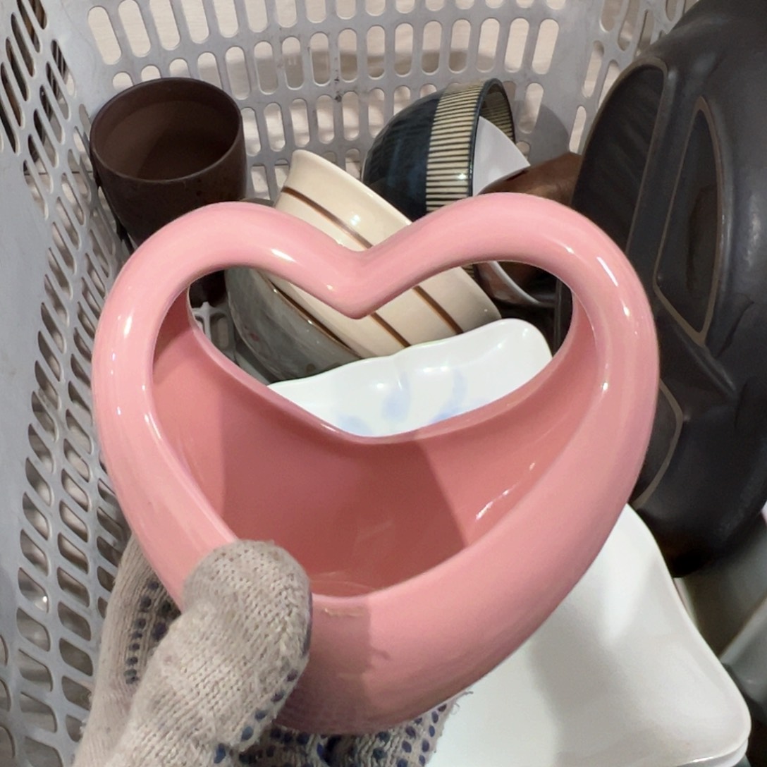 紫砂茶案情绪低落
