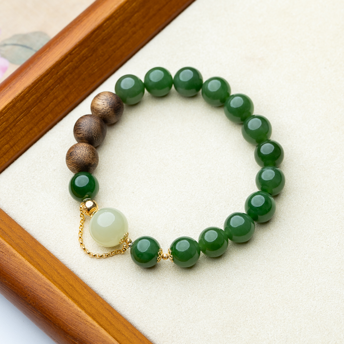 沉香【闻山川】18K 莺歌绿奇楠沉香10mm菠菜绿碧玉扎基单圈手串