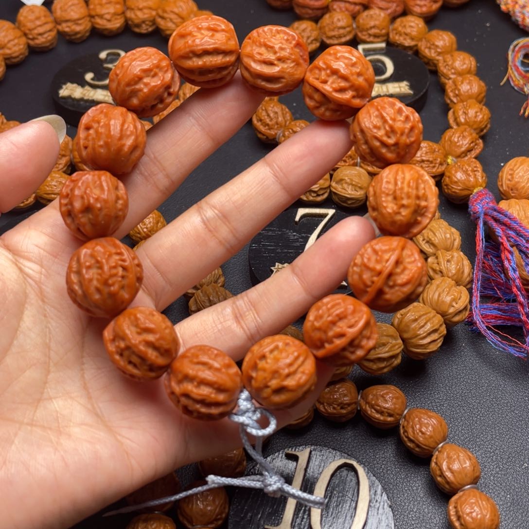 文玩核桃手串粗筋111
