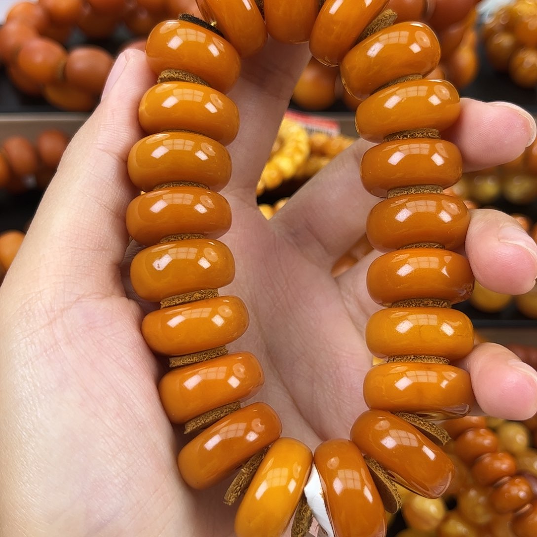 琥珀颈饰未镶嵌蜜蜡