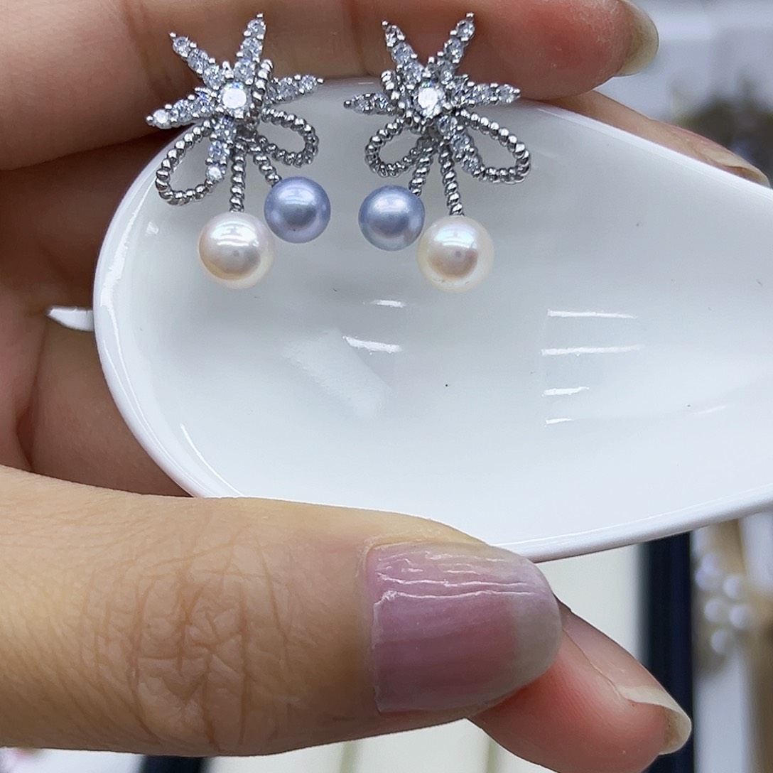 银S925镶嵌耳饰淡水珍珠