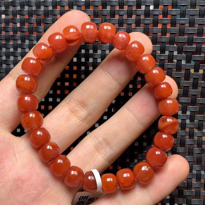 未镶嵌手串南红玛瑙8+’mm