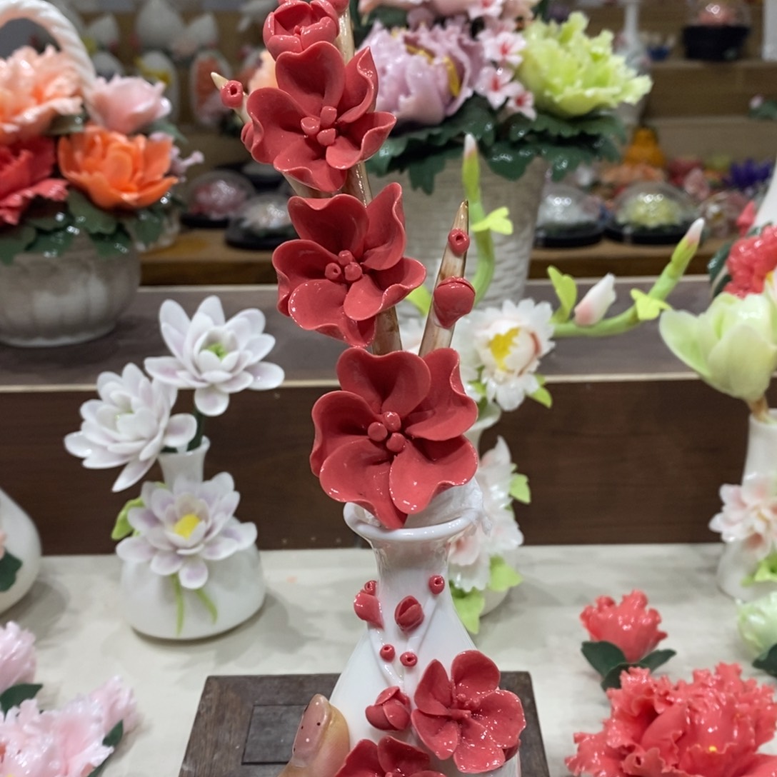 摆件陶瓷手工花摆件