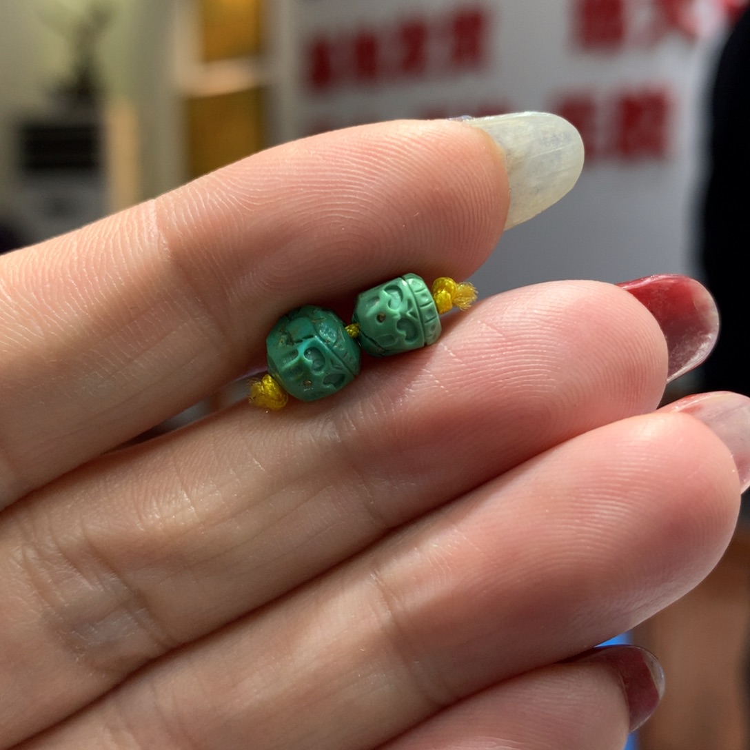 绿松石配饰未镶嵌