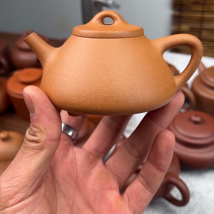 紫砂茶壶闇*使黄金段薄胎子冶石瓢160cc
