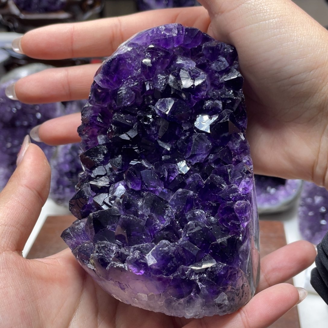 紫晶大型摆件（非配饰）未镶嵌