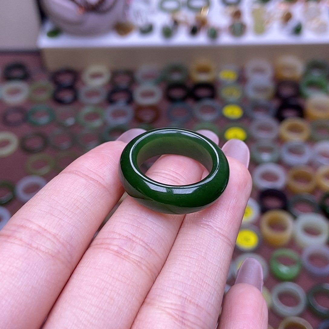 和田玉戒指未镶嵌嗷**口17.7