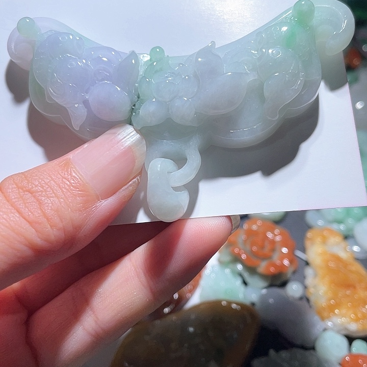 颈饰未镶嵌翡翠天