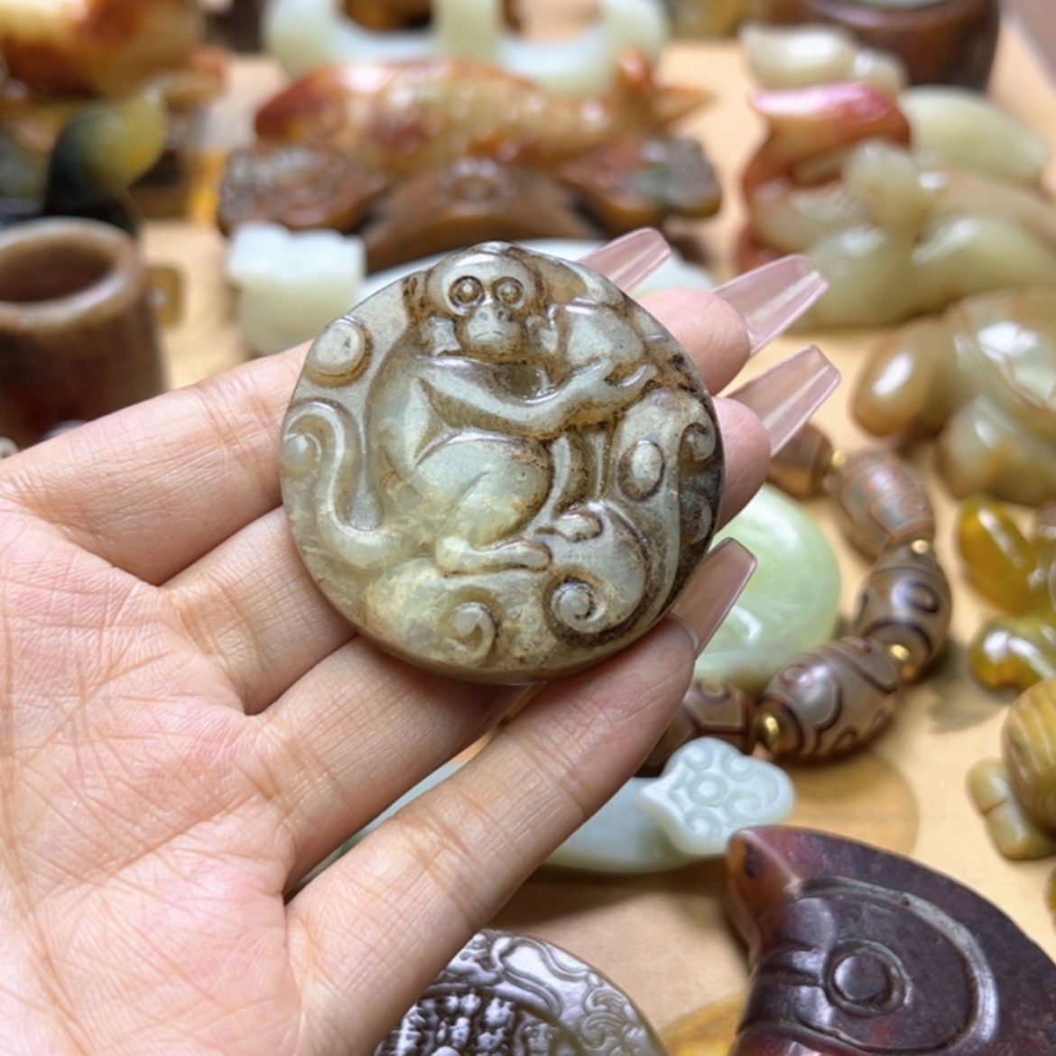 【闪购商品】蛇纹石玉颈饰未镶嵌