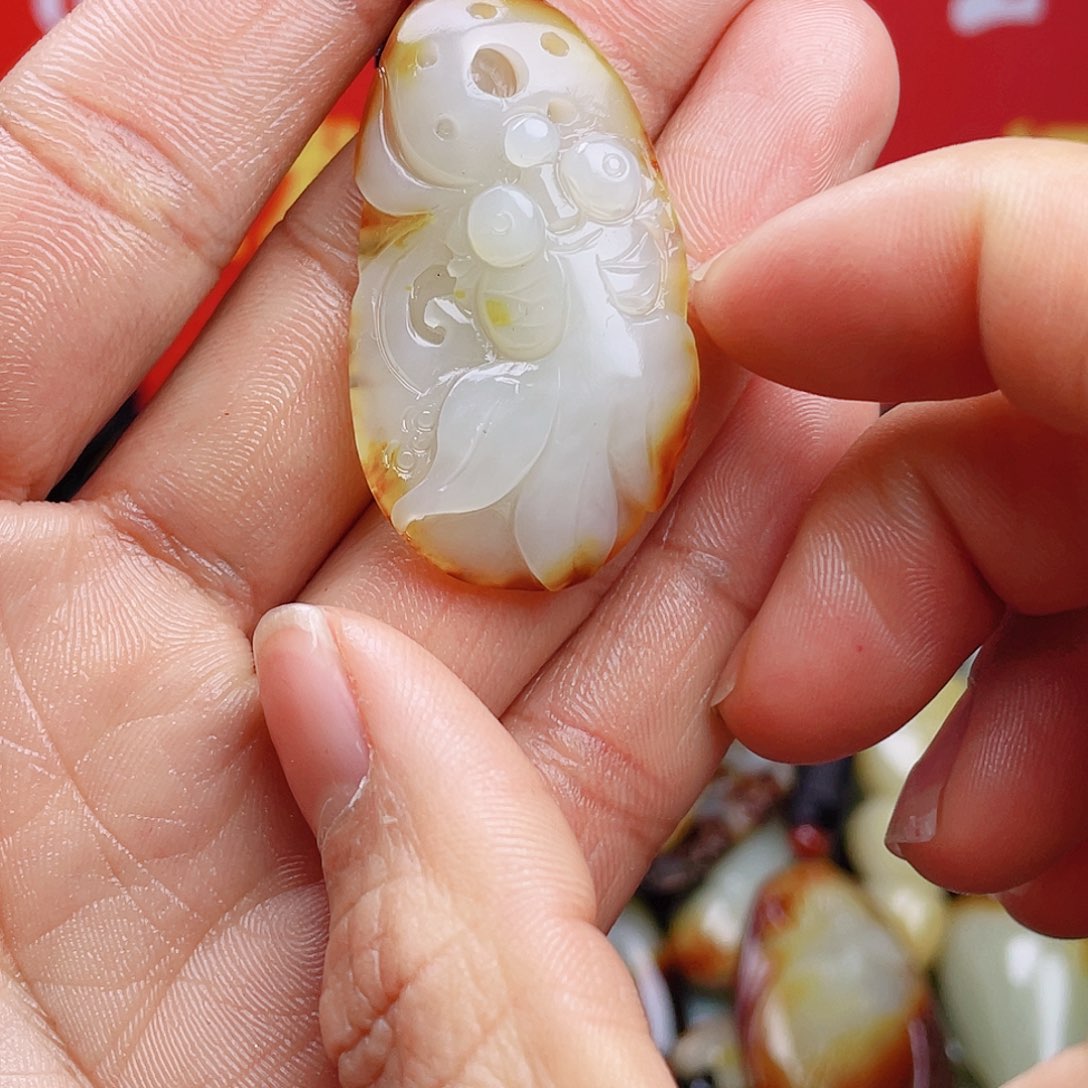 和田玉颈饰未镶嵌