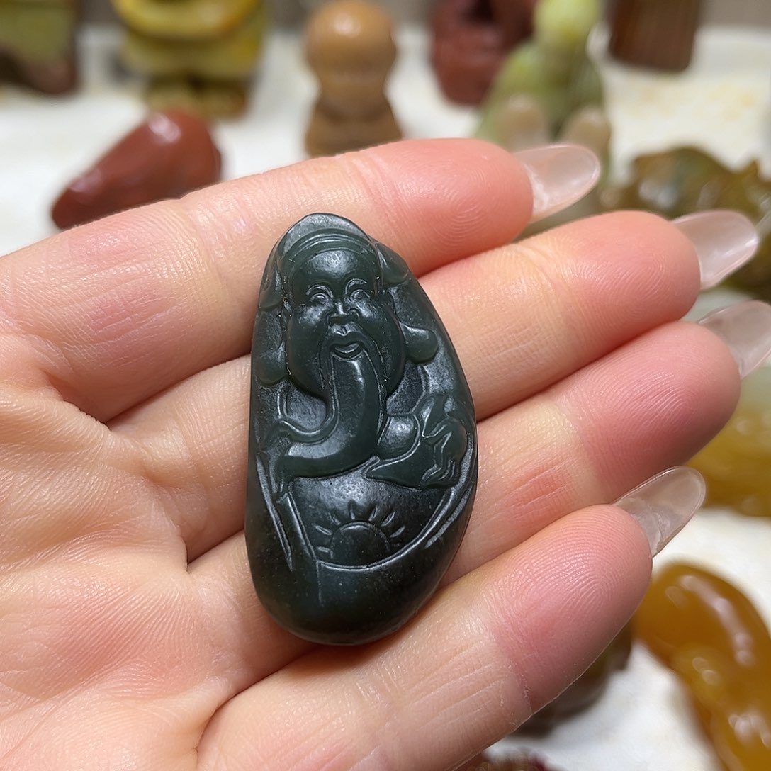 白玉菩提吊坠白玉菩提吊坠