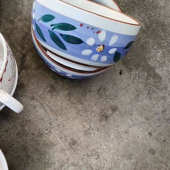 瓷陶瓷盘子碗啥都有