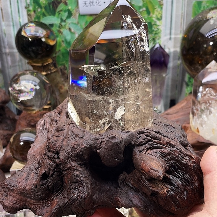 未镶嵌水晶珠宝半成品