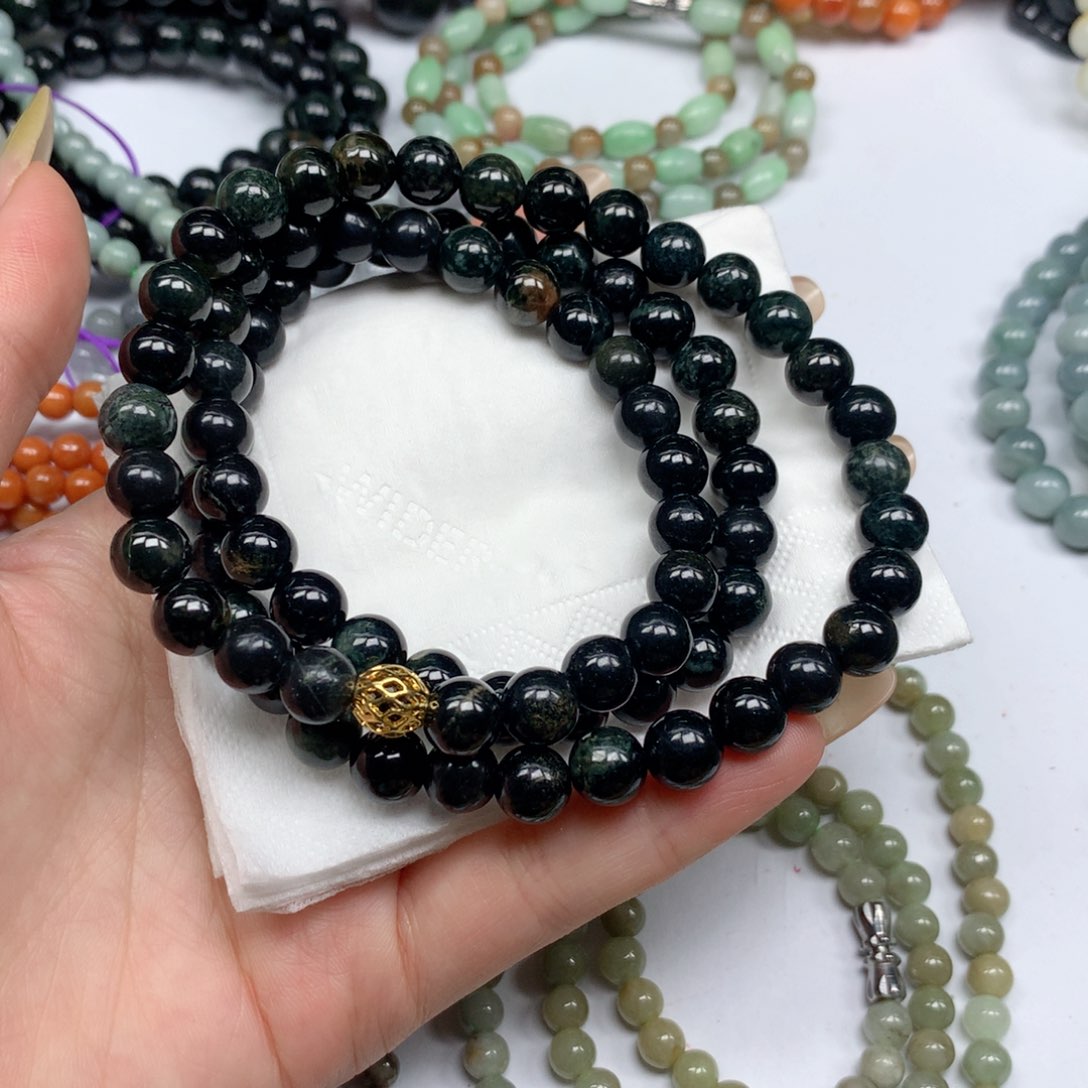 颈饰未镶嵌翡翠翡翠