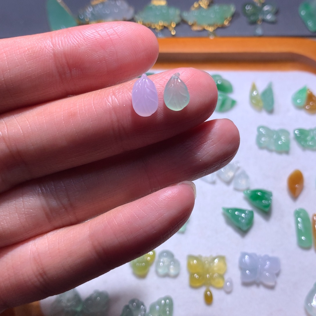 寒***蚕定制翡翠未镶嵌叶子