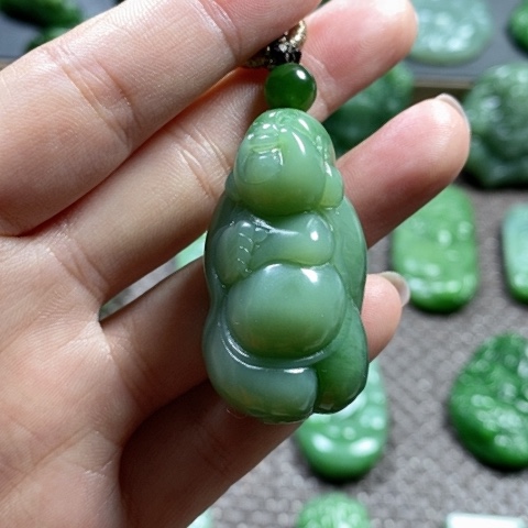 【闪购商品】颈饰未镶嵌和田玉
