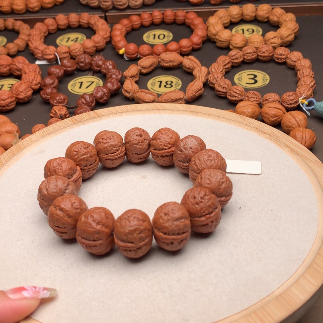 文玩核桃手串板栗磨盘