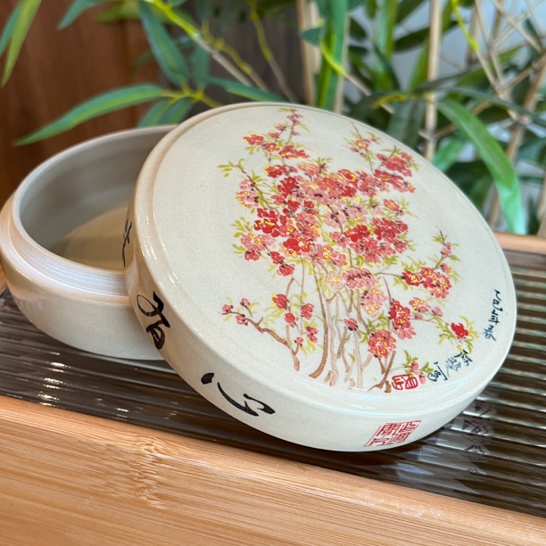 建水紫陶/御兑居/釉中彩手绘/花卉散茶盒直径13.5厘米