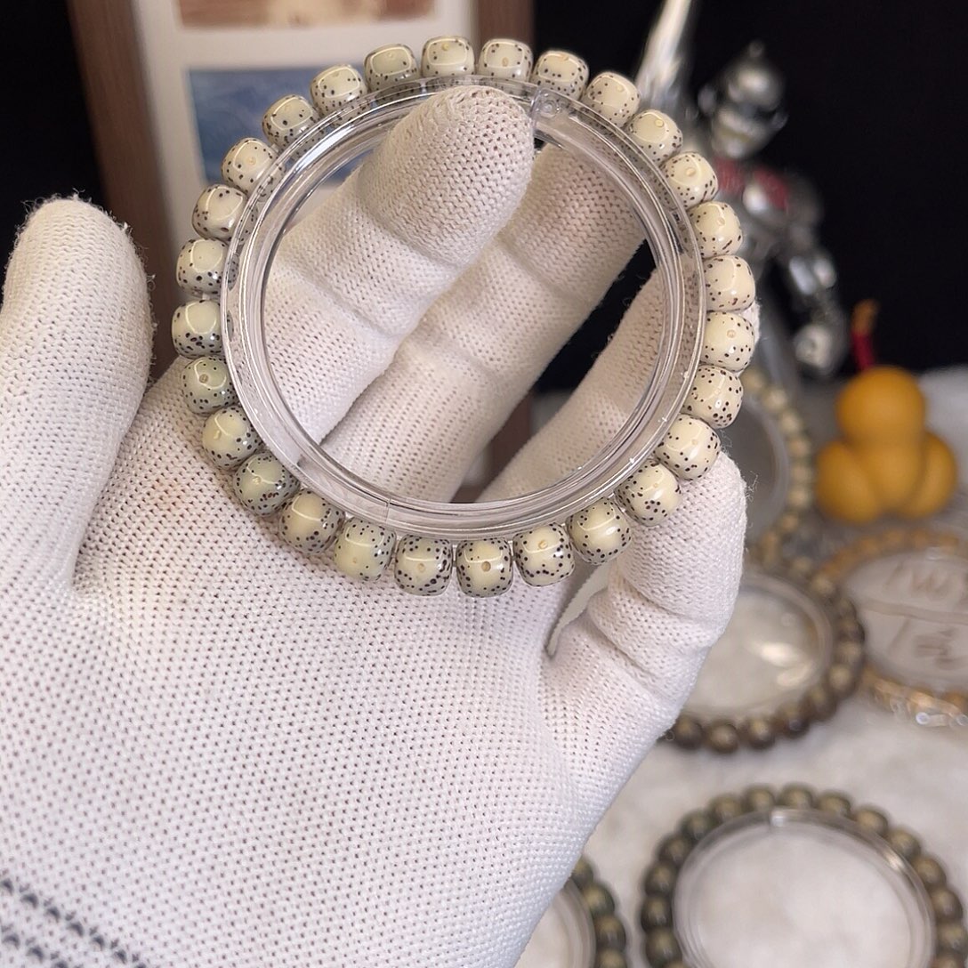 星月菩提手串866 号.   星月菩提. 一物一图.  