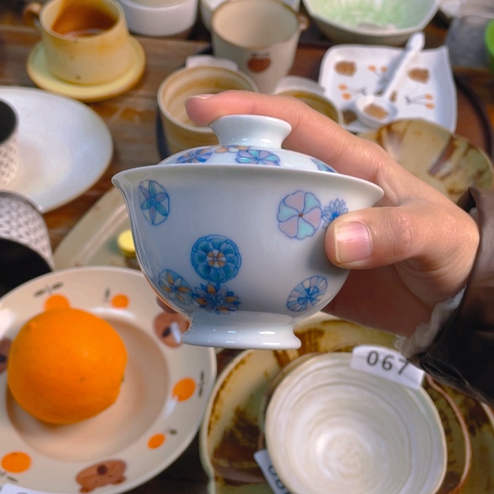 晚***胺景德镇陶瓷学院等单位