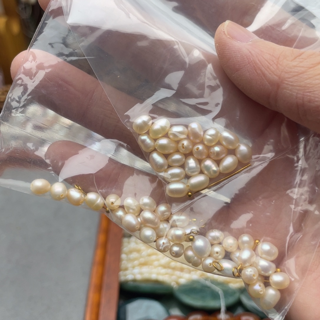 玛瑙/玉髓未镶嵌珠宝半成品珍珠1包散珠打包
